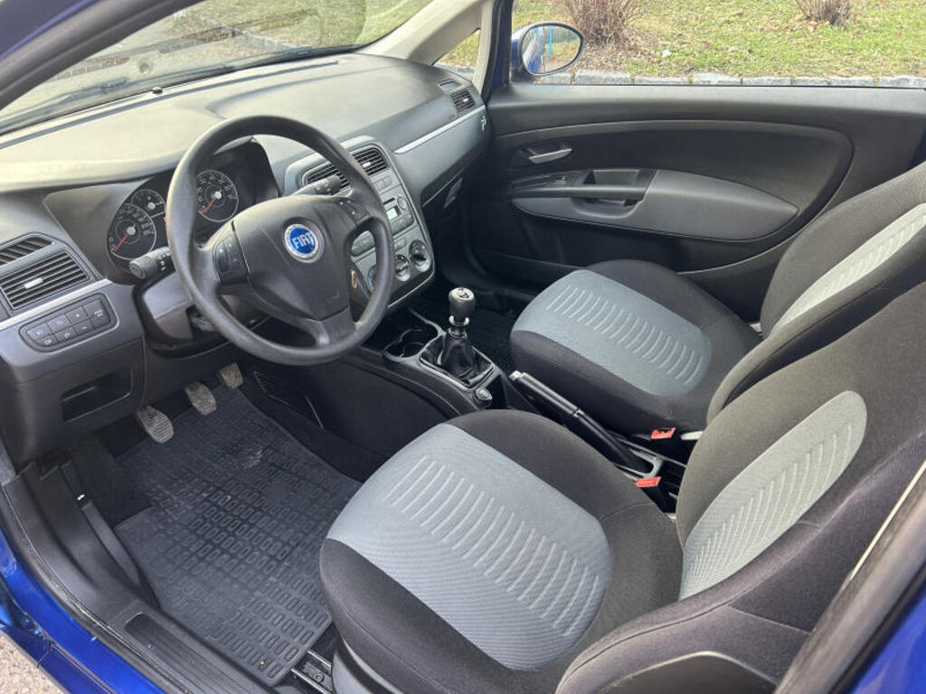 Fiat Grande Punto 26