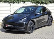 Tesla Model Y 3