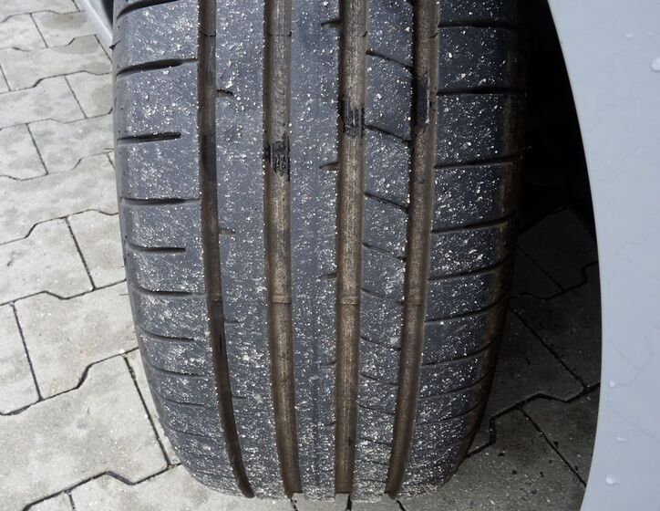 Volkswagen Golf 35