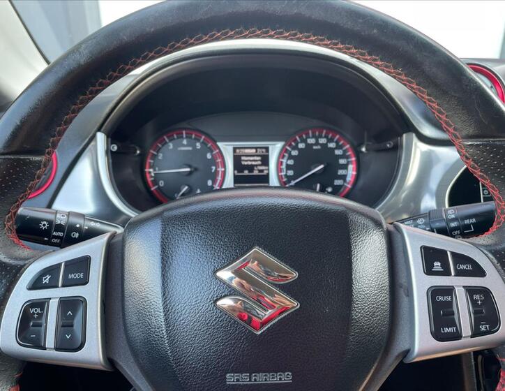Suzuki Vitara 19