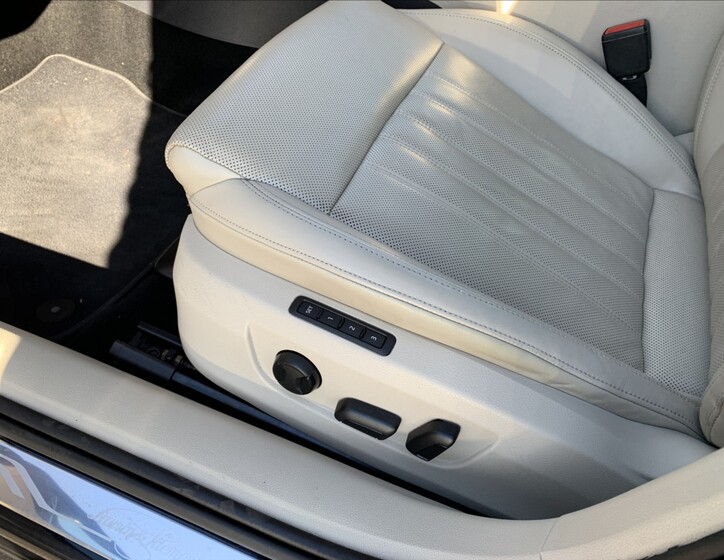 Škoda Superb 12
