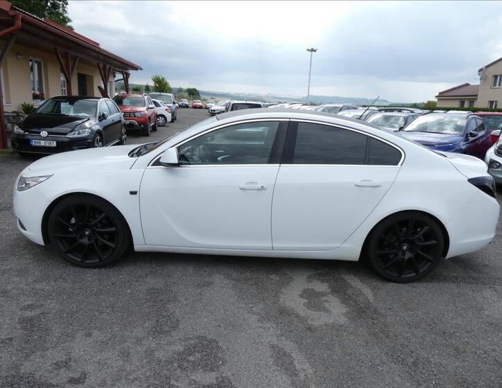 Opel Insignia 5