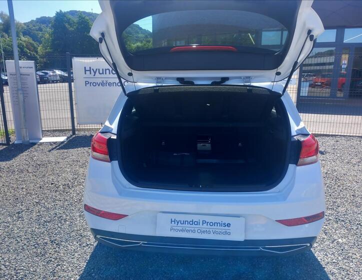 Hyundai i30 21