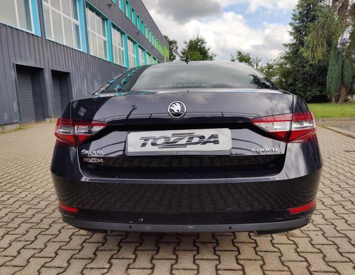 Škoda Superb 4