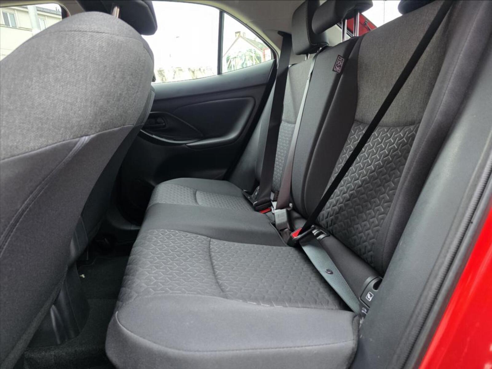 Toyota Yaris 10