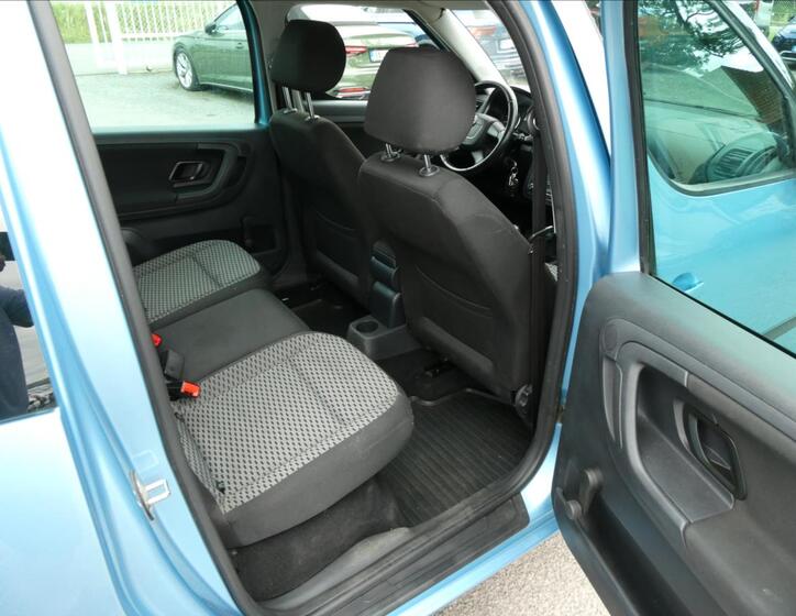 Škoda Roomster 24
