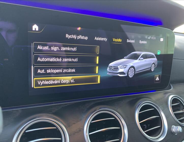 Mercedes-Benz Třídy E 23