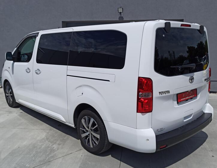 Toyota ProAce Verso 4