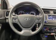 Hyundai i20 10