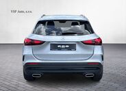 Mercedes-Benz GLA 4