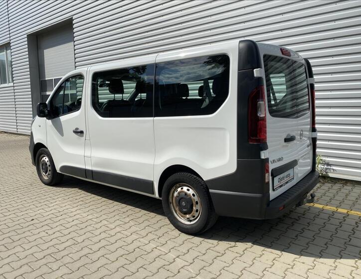 Opel Vivaro 23
