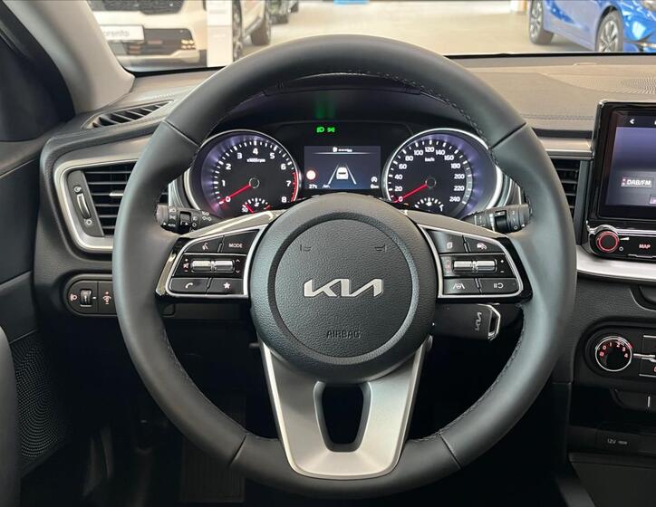 KIA Ceed 10