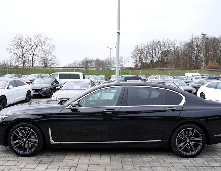 BMW Řada 7 3