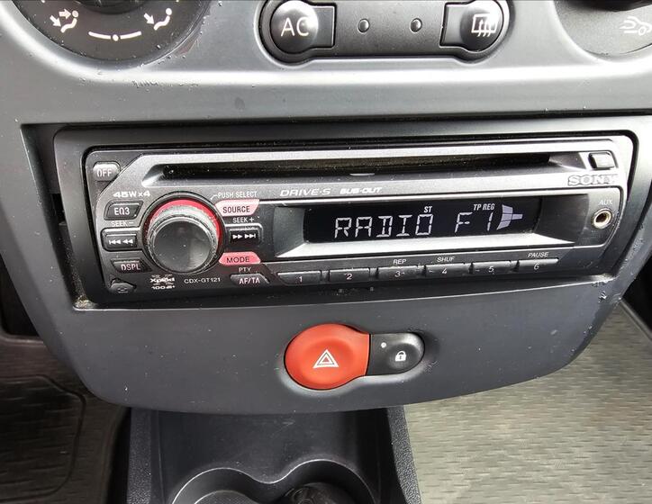 Renault Clio 16