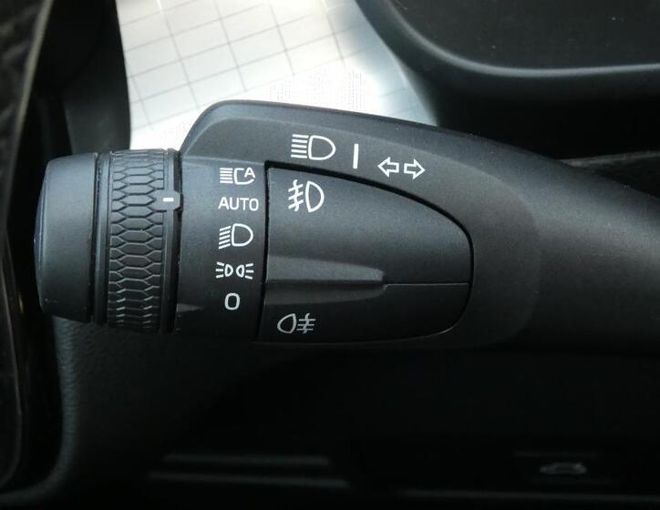 Volvo XC40 10