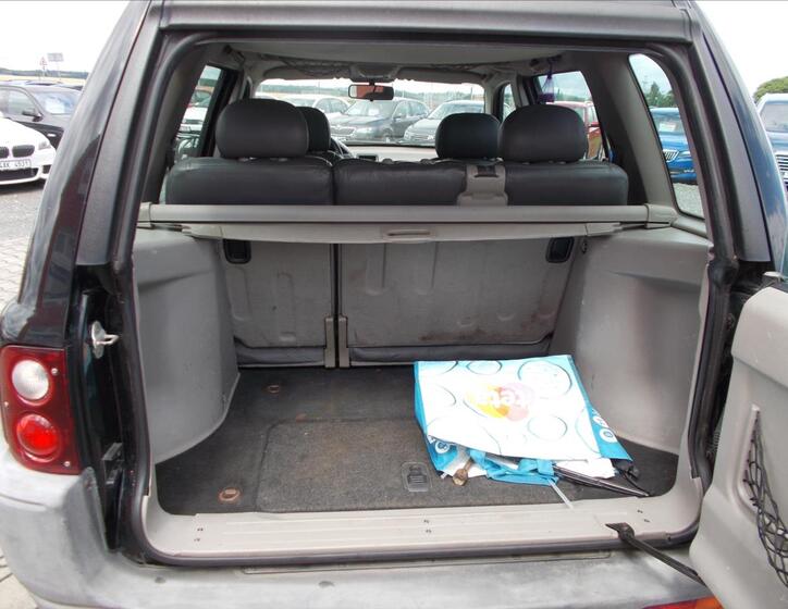 Land Rover Freelander 11