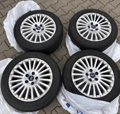 Ford Focus 11
