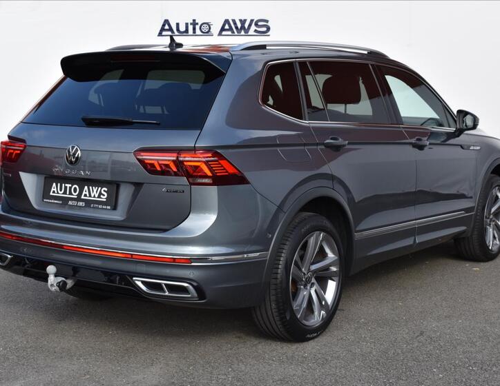 Volkswagen Tiguan Allspace 8