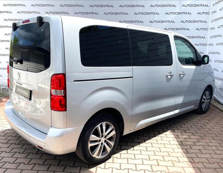 Peugeot Traveller 4