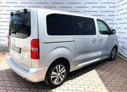 Peugeot Traveller 4