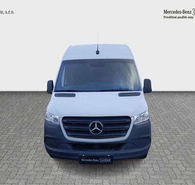 Mercedes-Benz Sprinter 8