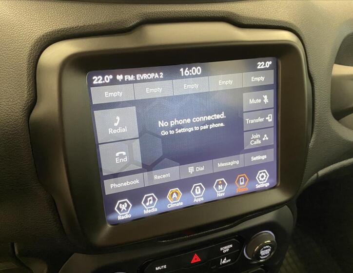 Jeep Renegade 19