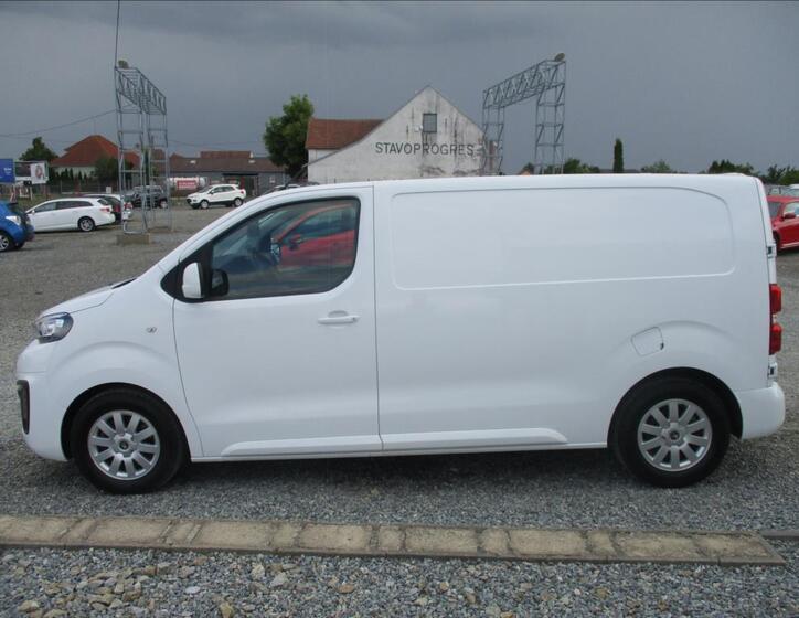 Peugeot Expert 8