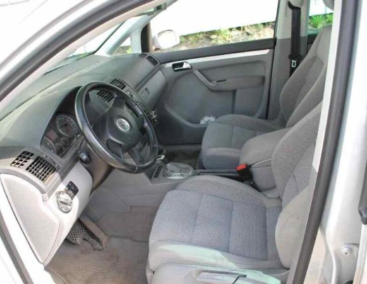 Volkswagen Touran 17