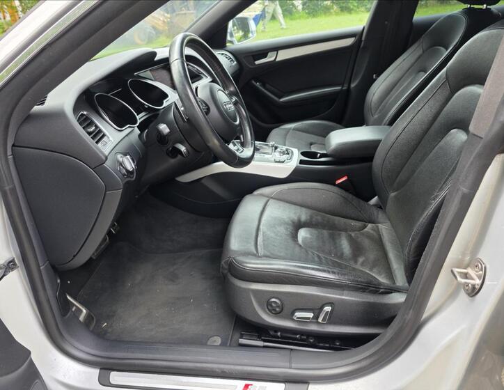 Audi S5 12