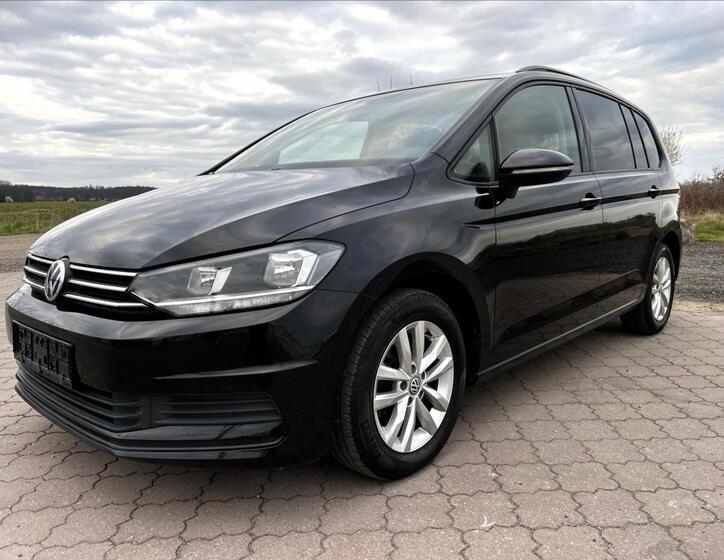 Volkswagen Touran 3