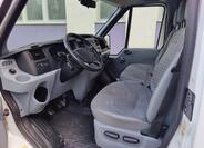Ford Transit 9