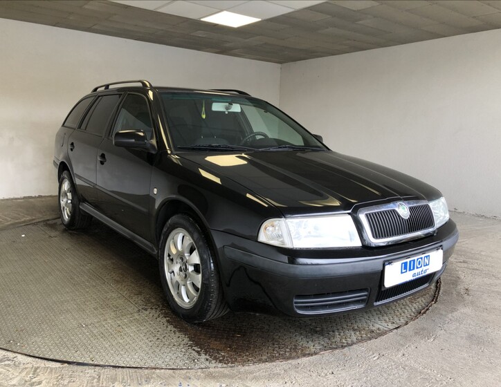 Škoda Octavia 1