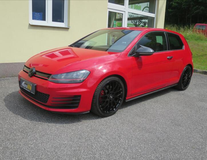 Volkswagen Golf 1