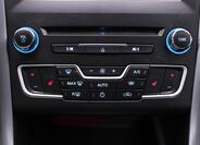 Ford Mondeo 26