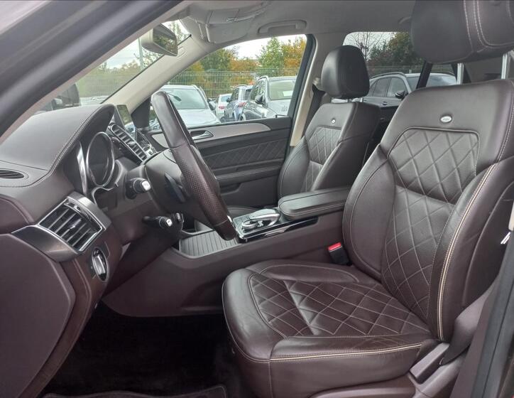 Mercedes-Benz GLE 9