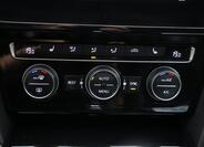 Volkswagen Passat 23