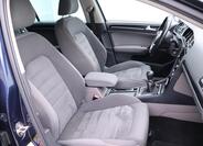 Volkswagen Golf 11