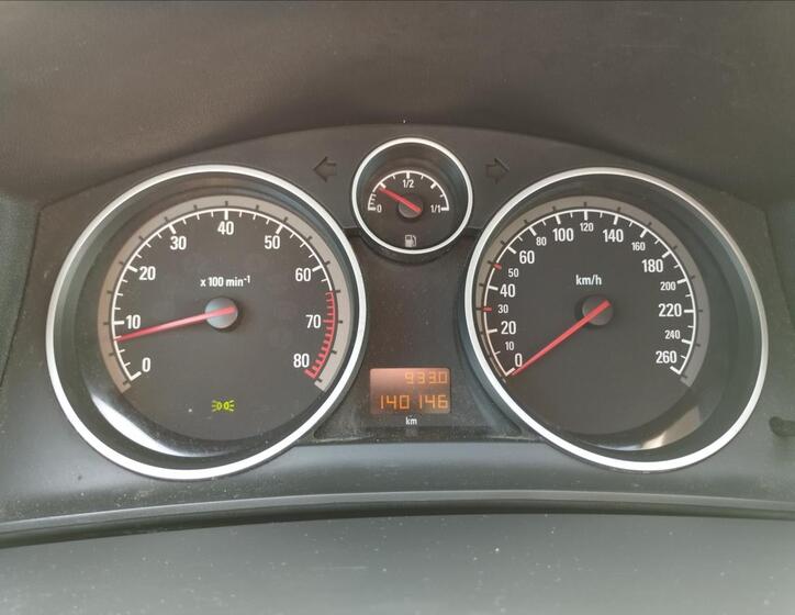 Opel Astra 11