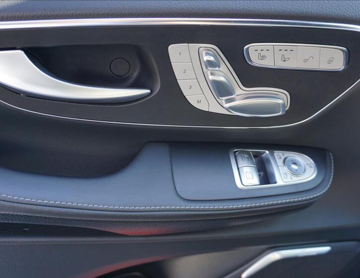 Mercedes-Benz Třídy V 19