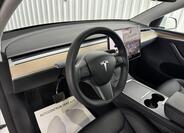 Tesla Model Y 15