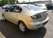 Mazda 3 7