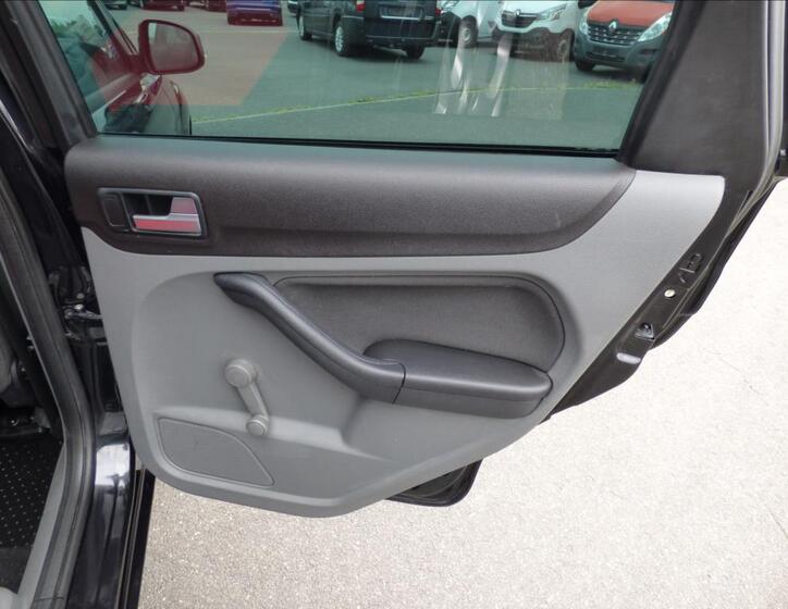 Ford Focus 31