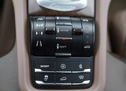 Porsche Cayenne 43