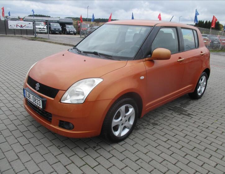 Suzuki Swift 1