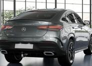 Mercedes-Benz GLE 8