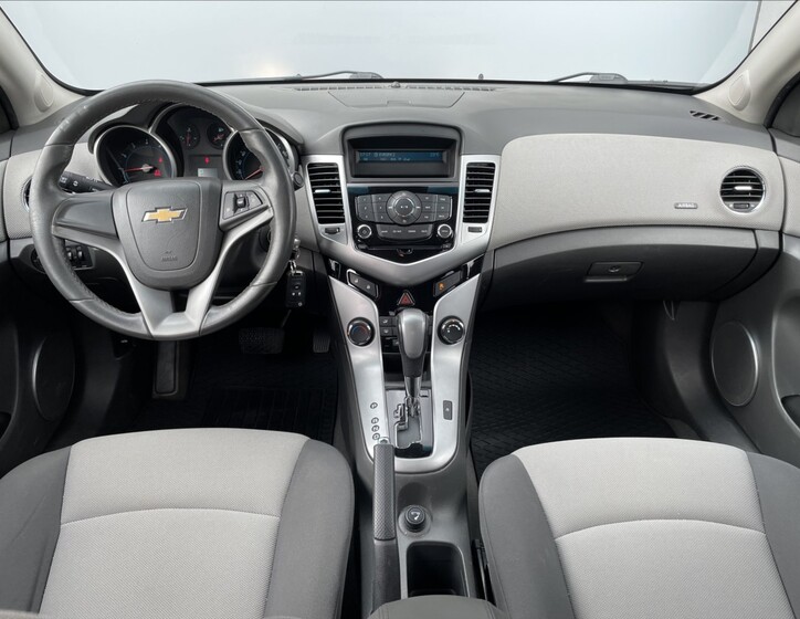 Chevrolet Cruze 9