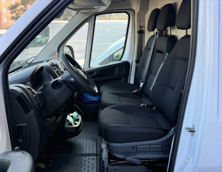 Opel Movano 9