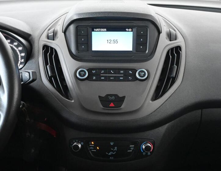 Ford Tourneo Courier 12