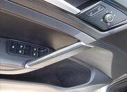 Volkswagen Golf 28