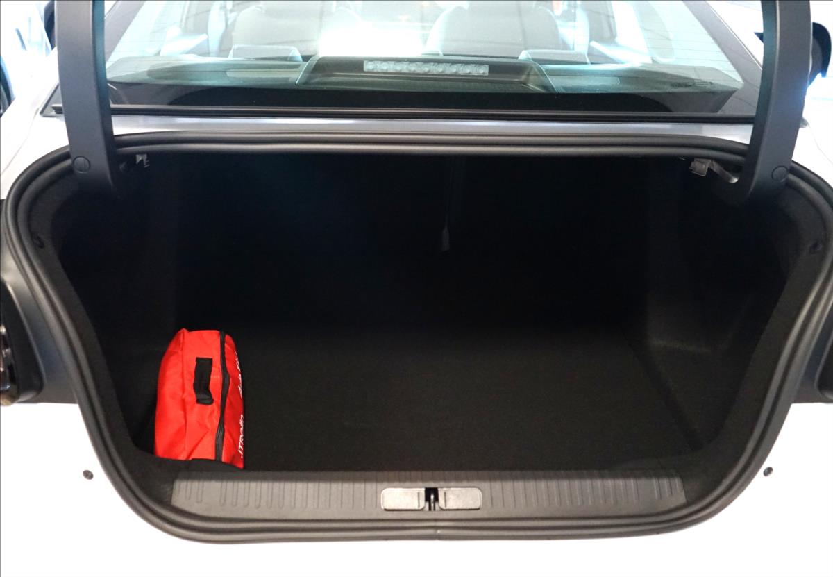 Citroën C4 X